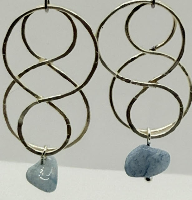 the infinity loops - Jaded Jewelry