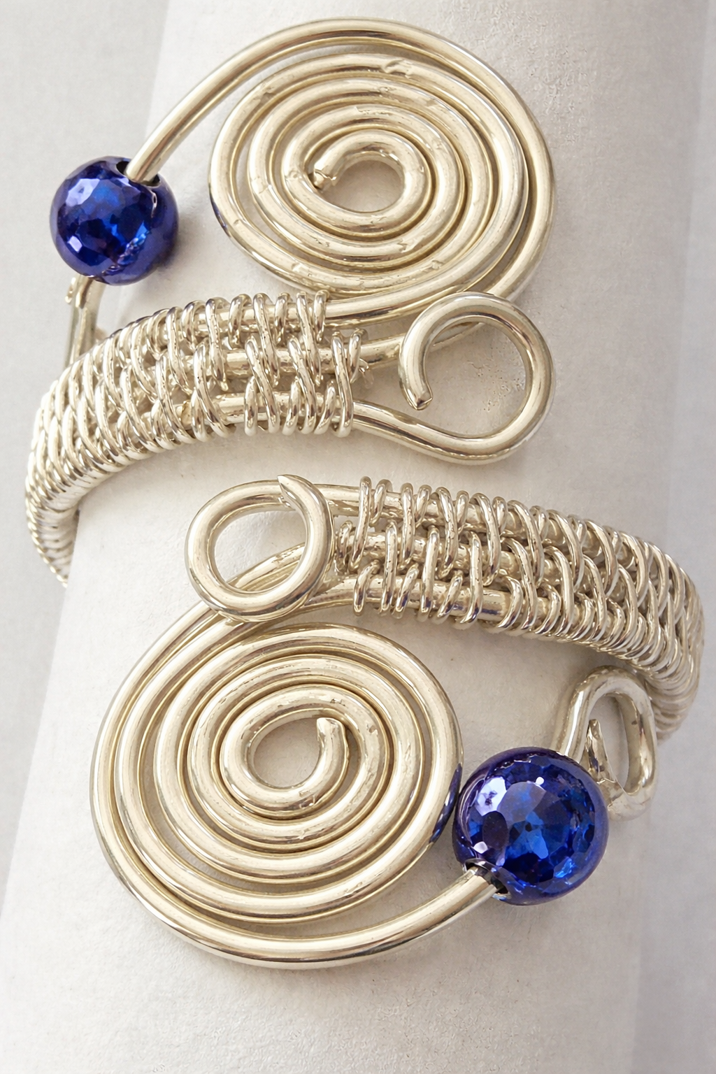 ms. swirly - Jaded Jewelry