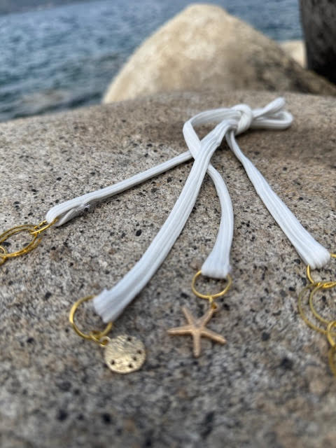 the gilded armor - Jaded Jewelry