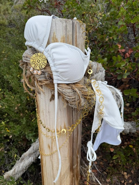 the gilded armor - Jaded Jewelry